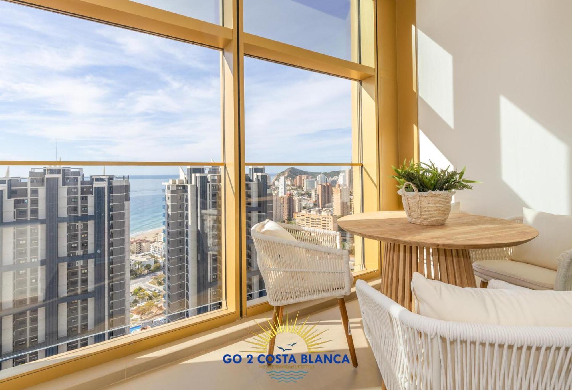 Apartment Intempo Luxury Sky & Spa By Kitti *